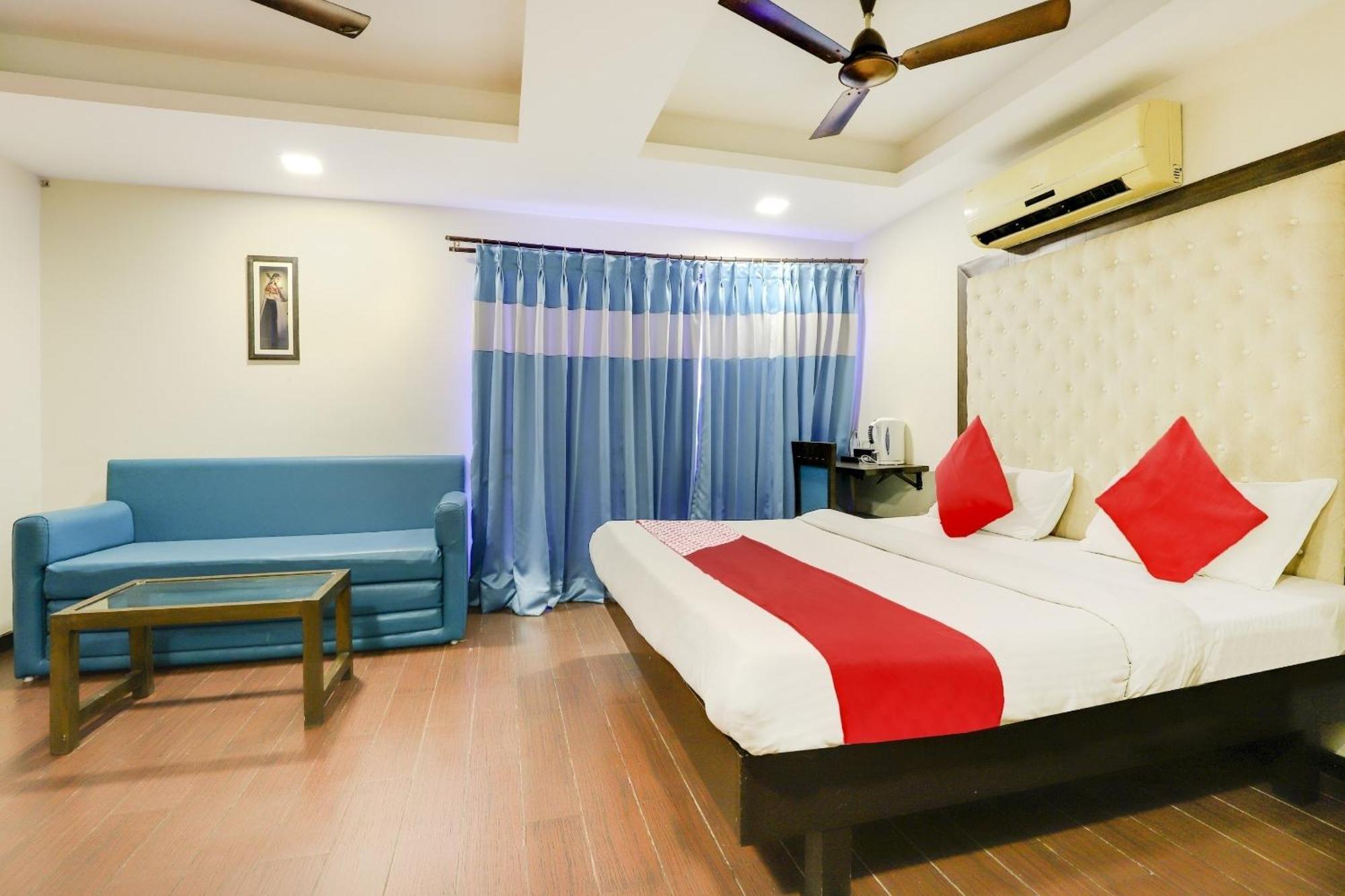 Oyo Hotel Dash Вадодара Екстер'єр фото